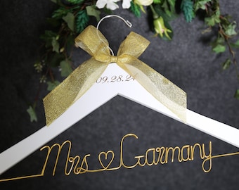 Personalized Wedding Hanger: Custom Bridal Shower Gift