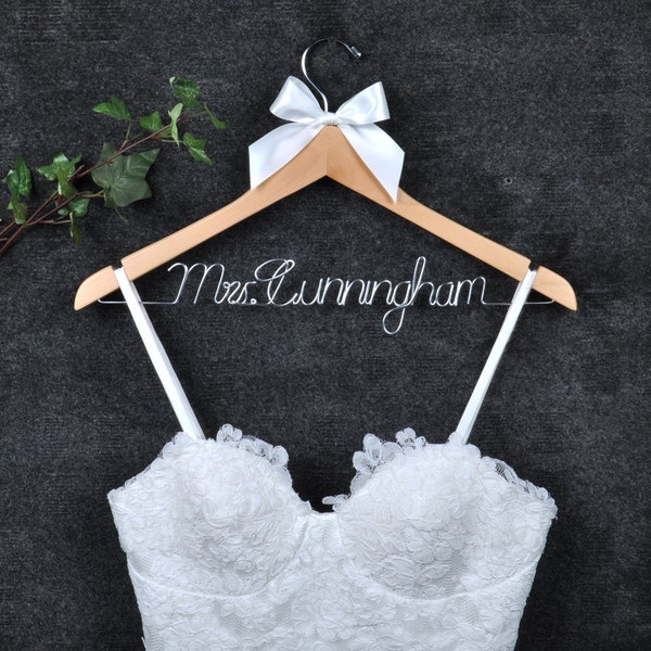 Personalized Gown Hanger - Wedding Dress Hanger With Flower -  Bride Hanger - Bridal Hanger - Bride Gift - Bridal Shower Gift