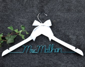 Wedding hanger, bride wedding dress hanger,Wedding hanger, Personalized custom bridemaid hanger,bridal hanger