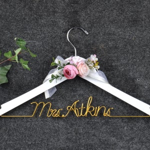 Personalized Gown Hanger - Wedding Dress Hanger With Flower -  Bride Hanger - Bridal Hanger - Bride Gift - Bridal Shower Gift