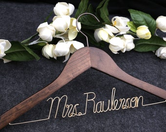 Custom Bridesmaid Gifts, Bridal Hanger, Bridal Shower Gifts, Gift for Bride,Personalized Wedding hanger bride gifts,Bridesmaid hangers