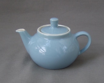 Kleine Teekanne blau hellblau Teekännchen Mid Century Vintage