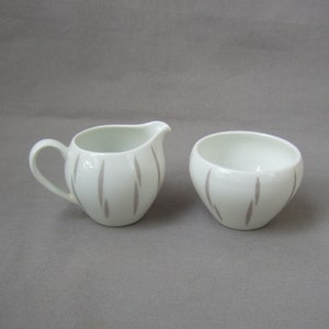 Arzberg Lanzette sugar bowl and milk jug sugar bowl Mid Century Vintage white grey porcelain