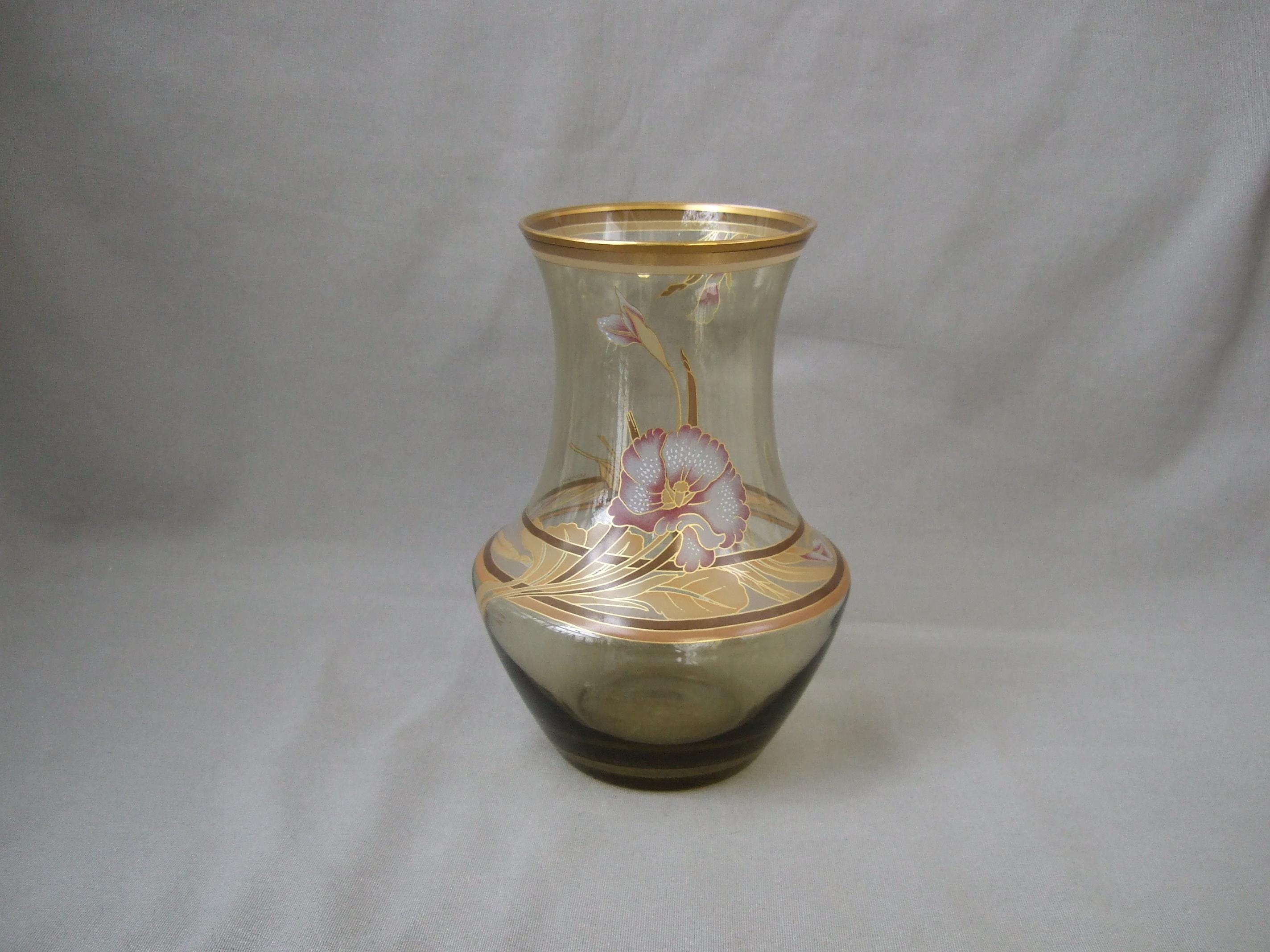 花瓶　フッチェンロイター フッチェンロイター社のヴィンテージ磁器花瓶。モチーフ：野の花