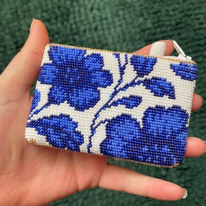 花柄ビーズクロッシェウォレットキット