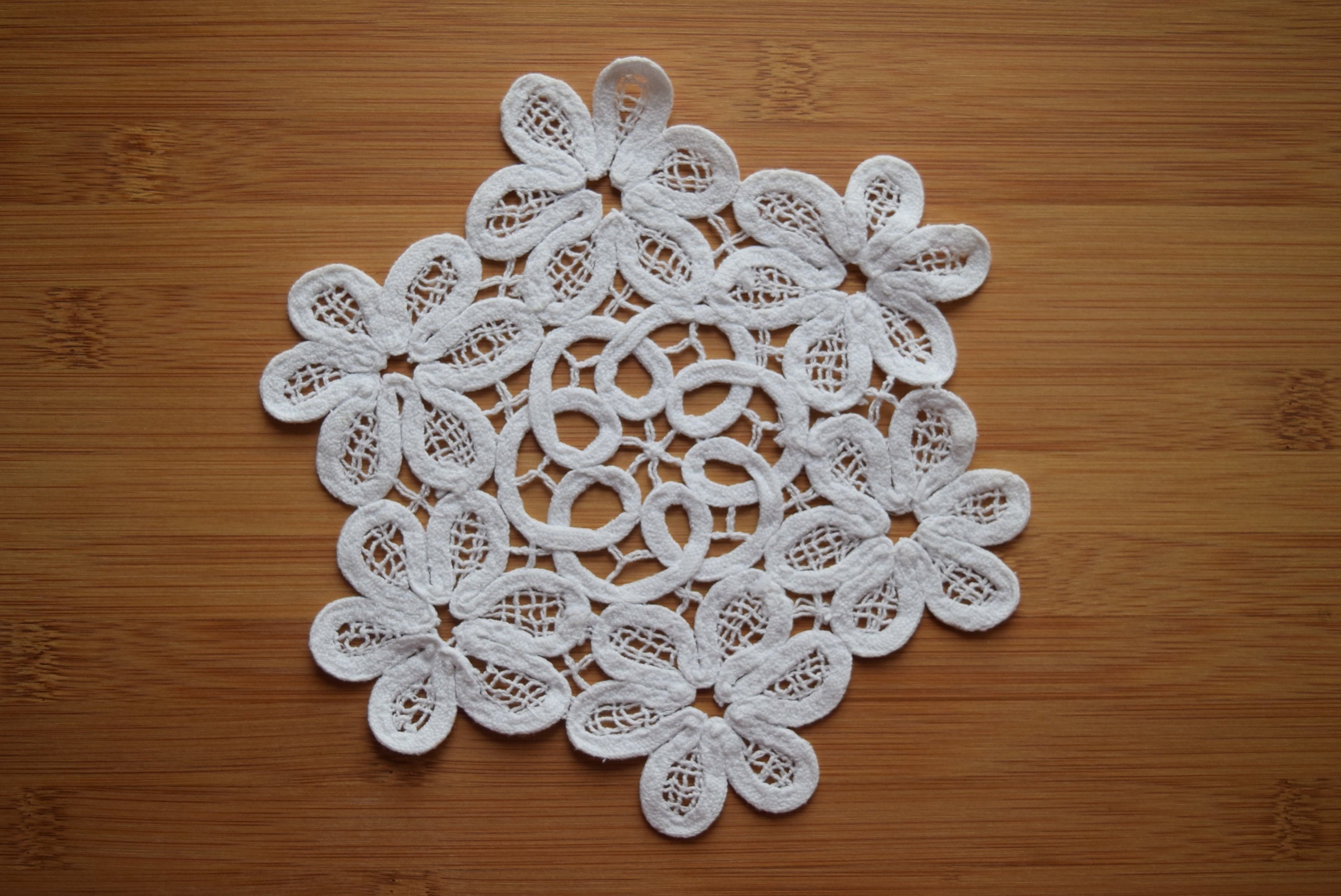 cotton lace doilies