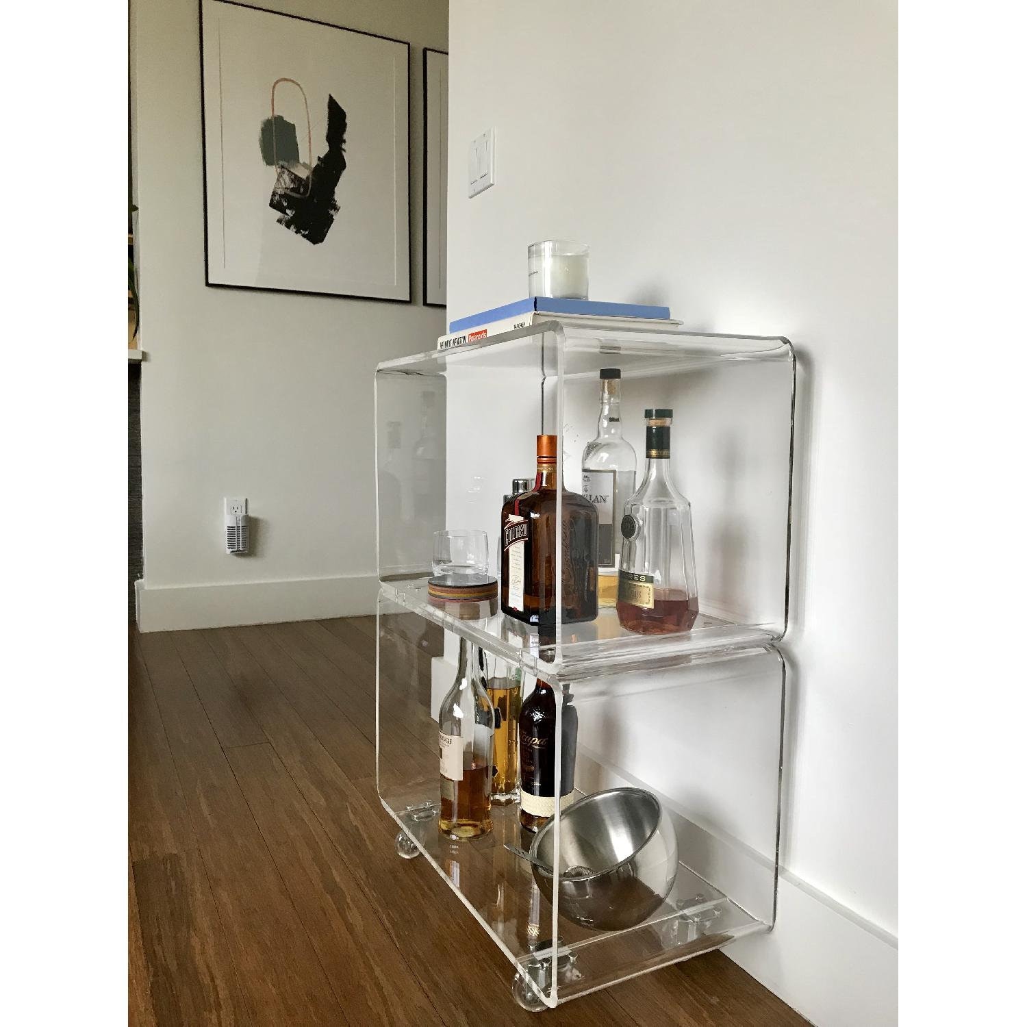 Roller cabinet with shelves, acrylic