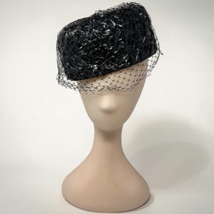1960s Birdcage Hat - Etsy display picture 2