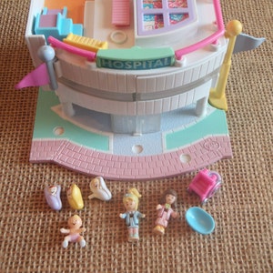 Vintage Bluebird Polly Pocket 1995 Children&#39;s Hospital   - Complete