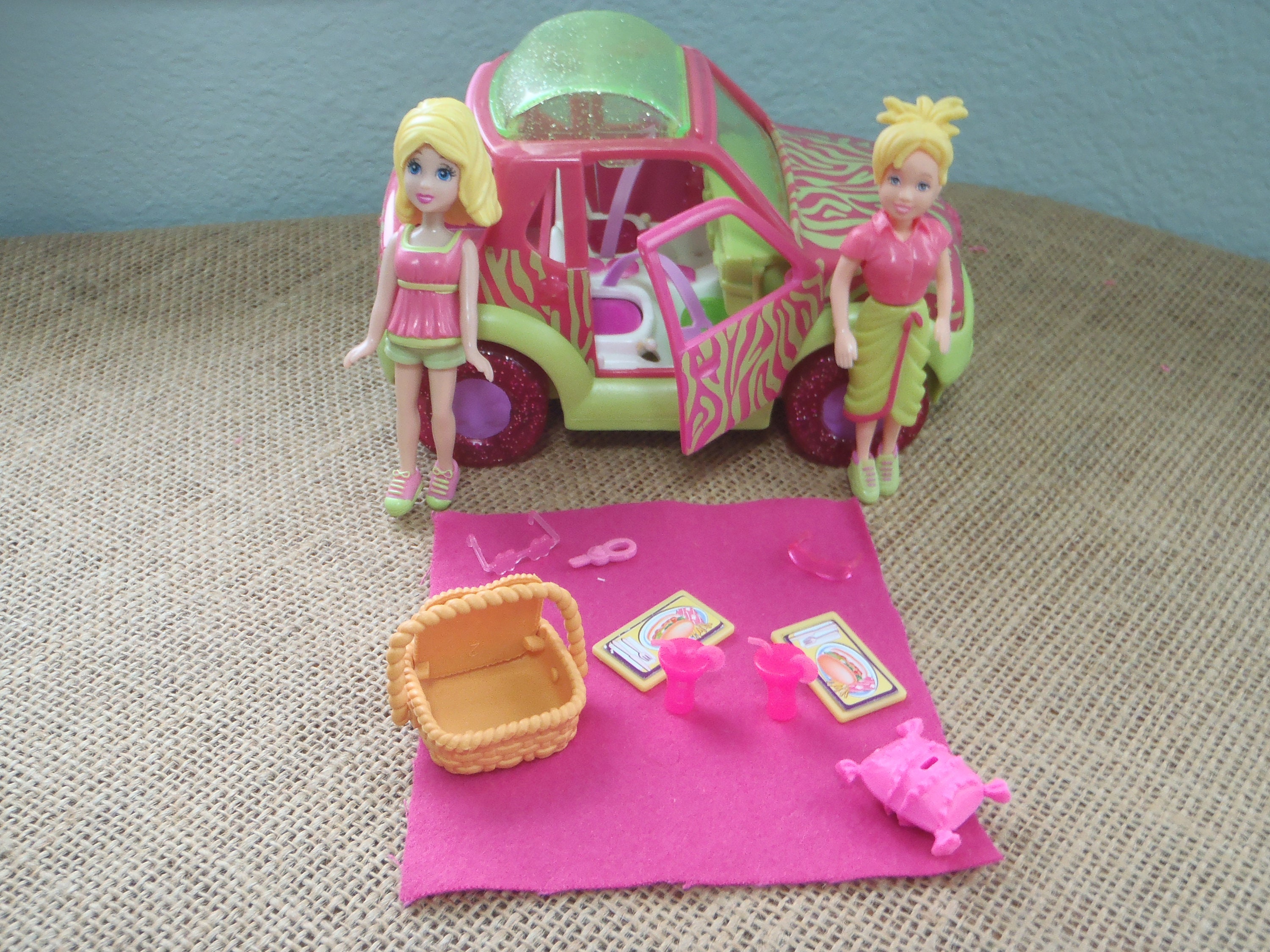 Vintage Polly Pocket Goes on a Picnic Car Pink Jeep Dolls Lot - Etsy