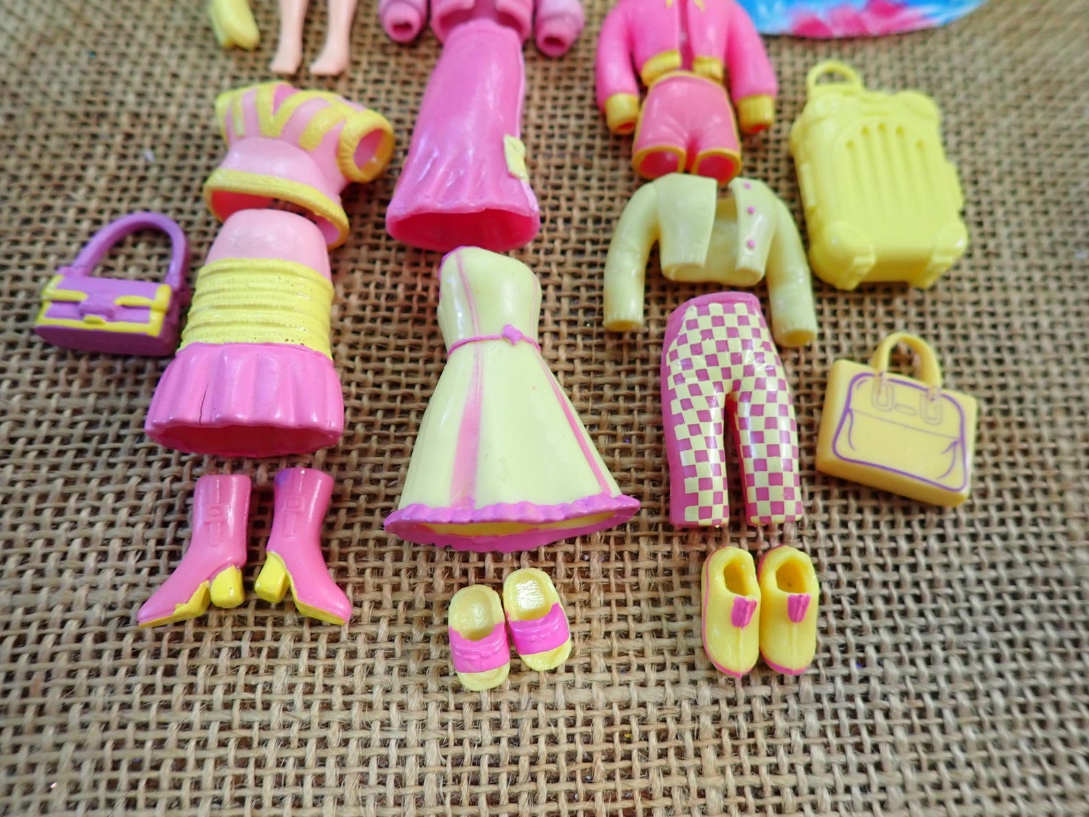 Vintage Polly Pocket Dolls