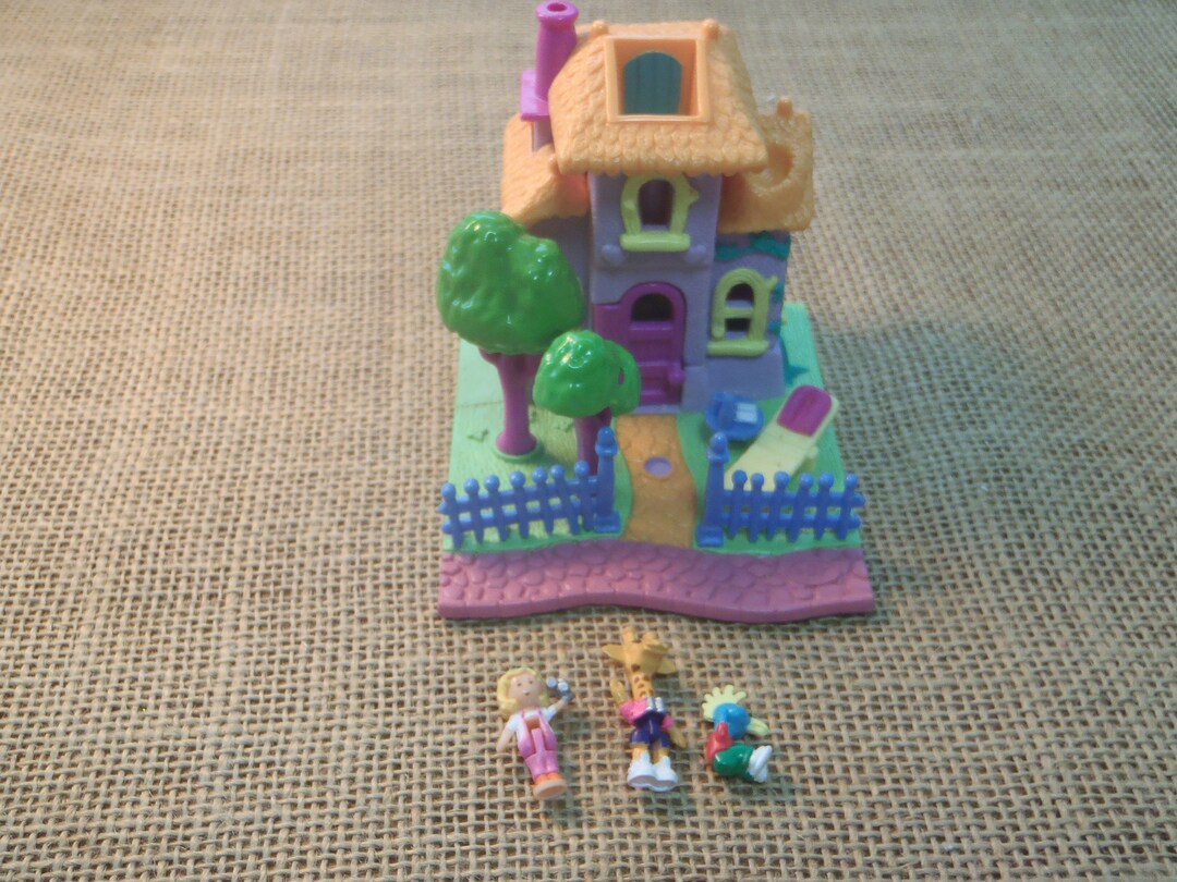polly pocket giraffe house