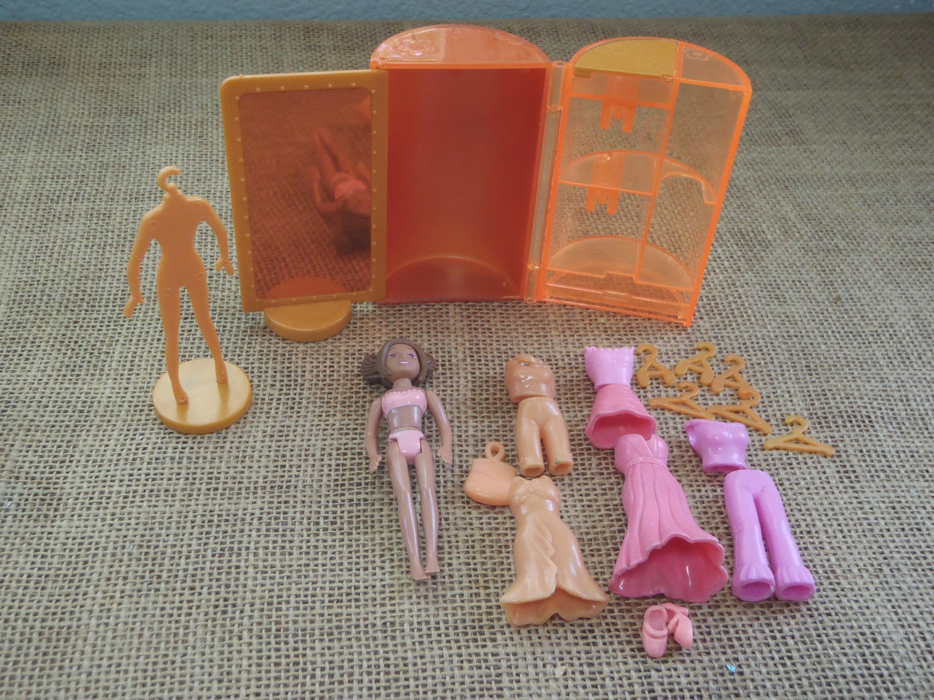 Vintage Polly Pocket 2002 Sparkle Style Studio Shani Doll Set K50