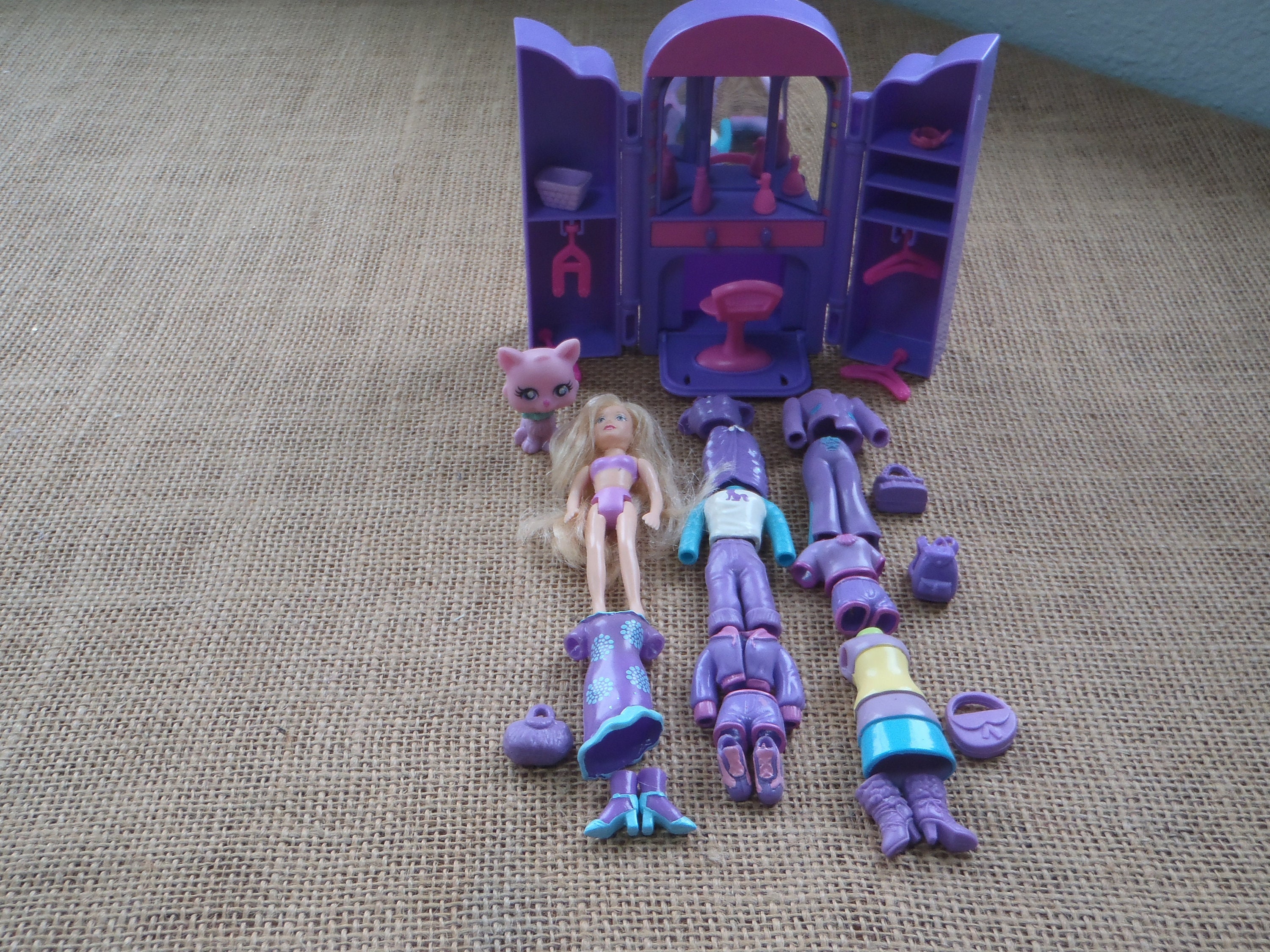 Polly Pocket: Polly's Rockstar Makeover