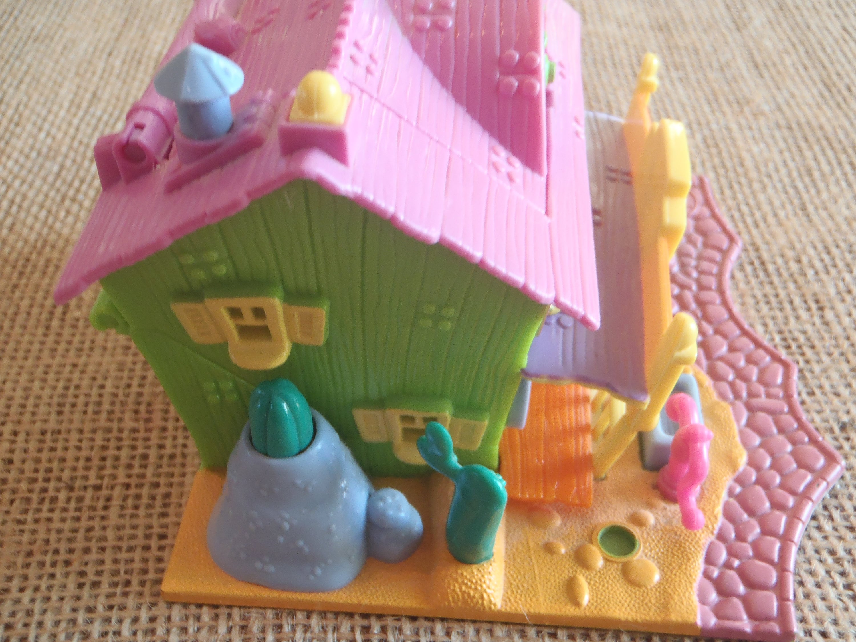 Maison Polly Pocket Lumineuse – Bluebird – Animal Wonderland Horse House – 1994