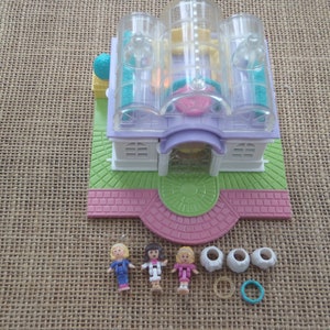 Vintage Bluebird Polly Pocket 1994 Bridal Salon - Complete
