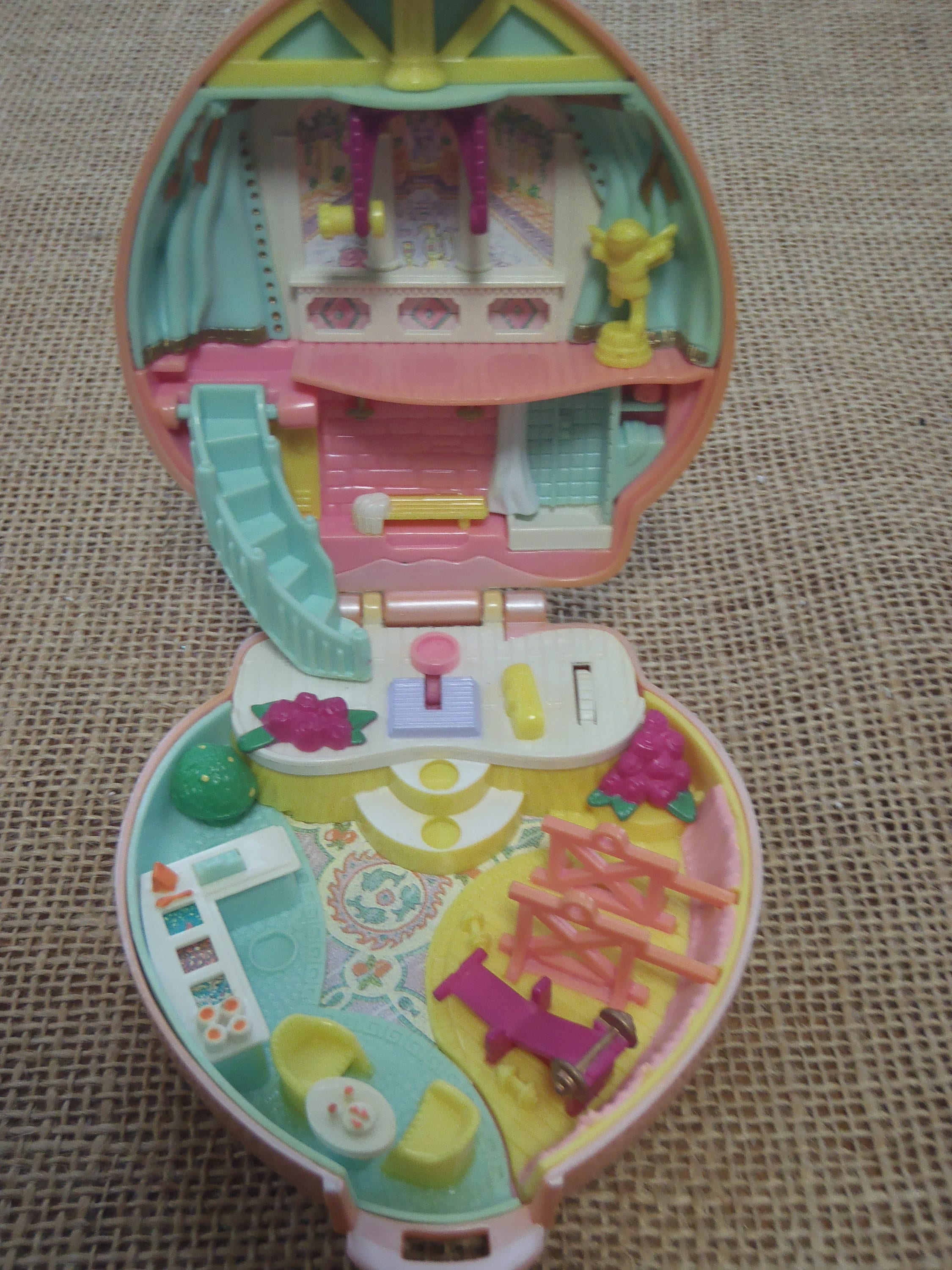 Fitness Studio / Stylin' Workout - Polly Pocket - BlueBird