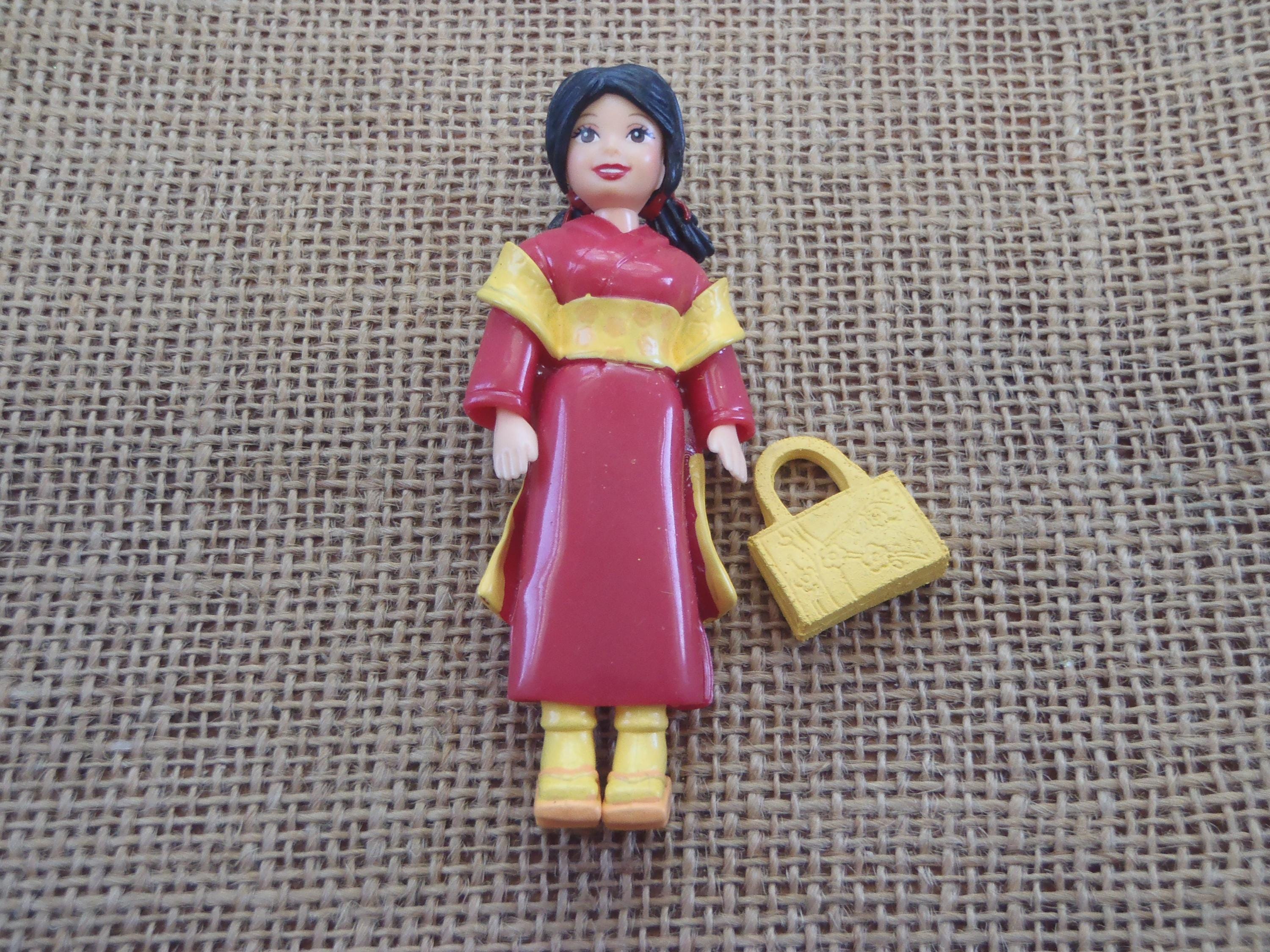 Vintage Polly Pocket Postcard Pals 2004 Kayla Japan Doll Set A93