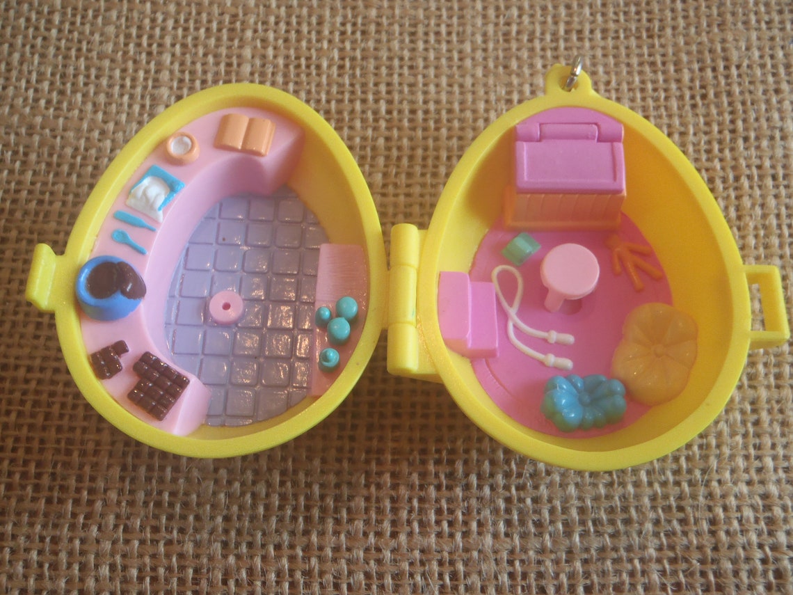Vintage Mattel Polly Pocket 2001 Easter Egg Treats Compact Etsy