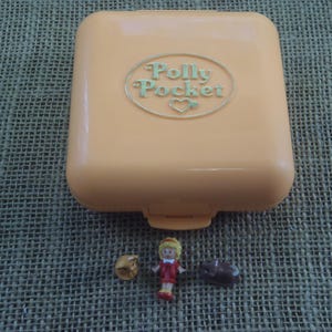 Vintage Bluebird Polly Pocket 1989 Polly&#39;s Townhouse  - Complete