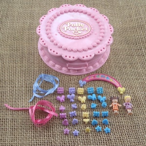 Vintage Bluebird Polly Pocket 1994 Birthday Surprise Compact - Complete