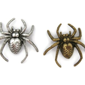 Brass Vintage Design Dapt Spider with Raised Legs , Made in the USA image 1