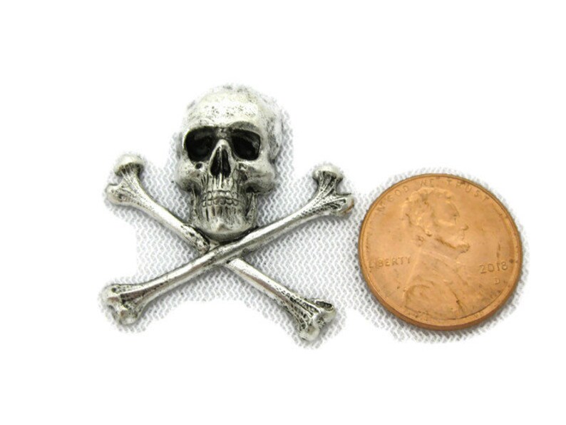 Antiqued Brass Vintage Design Large Skull and Crossbones Made in the USA