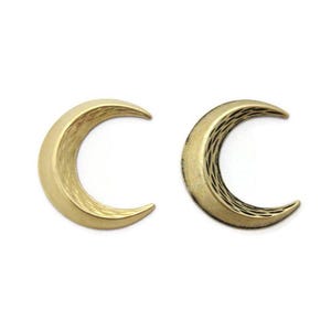 Brass Vintage Design Textured Crescent No Hole (4 pieces) , Made in the USA