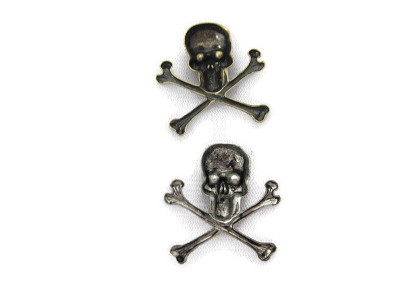 Antiqued Brass Vintage Design Large Skull and Crossbones Made in the USA