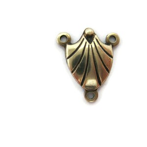 Brass Vintage Design 3 Ring Shell Connector , Made in the USA