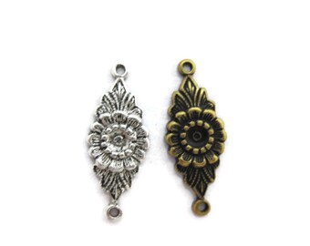 Connettore floreale in ottone dal design vintage (2 pezzi), prodotto negli Stati Uniti