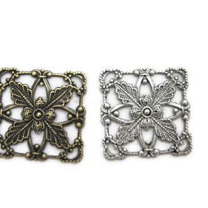 Messing Detailliert Floral Quadratisch Filigran (2 Stück), Hergestellt in den USA