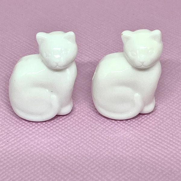 White Cat Beads, White Pet Beads, White Cat Animal Beads for DIY Crafts, White Costume Beads, Pet Lover Beads, Halloween Themed Beads