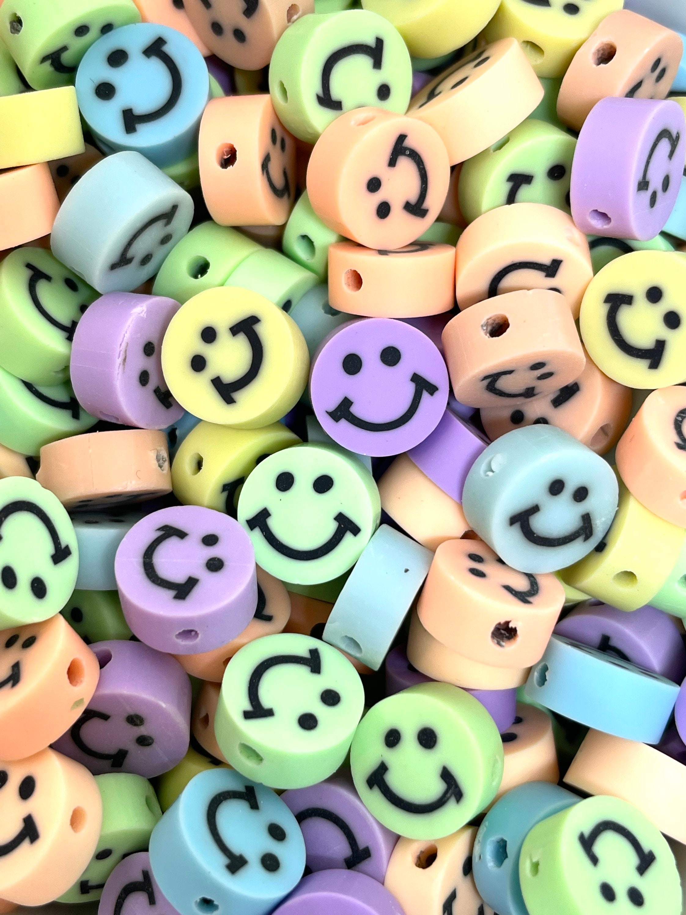 Pastel Happy Face Clay Beads, Smiley Face Emoji Beads, Polymer Clay  Handmade Charm, Pendant 