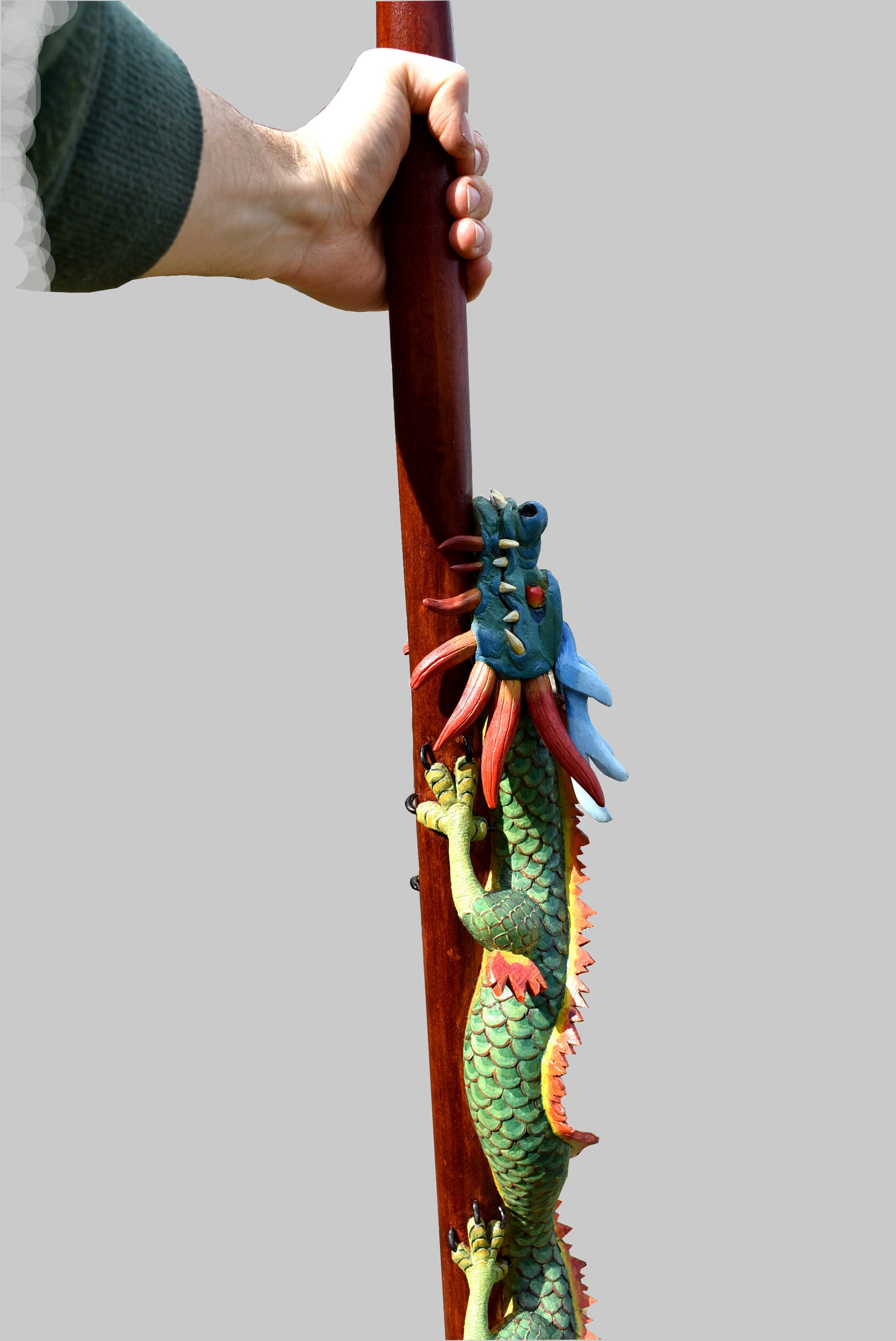 ◆ 緑壇　縁起のある手彫りドラゴンステッキ ◇ 緑壇 縁起のある手彫りドラゴンステッキ 緑檀『成功の龍杖』ゴム