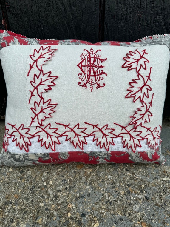 Etsy embroidered pillow deals