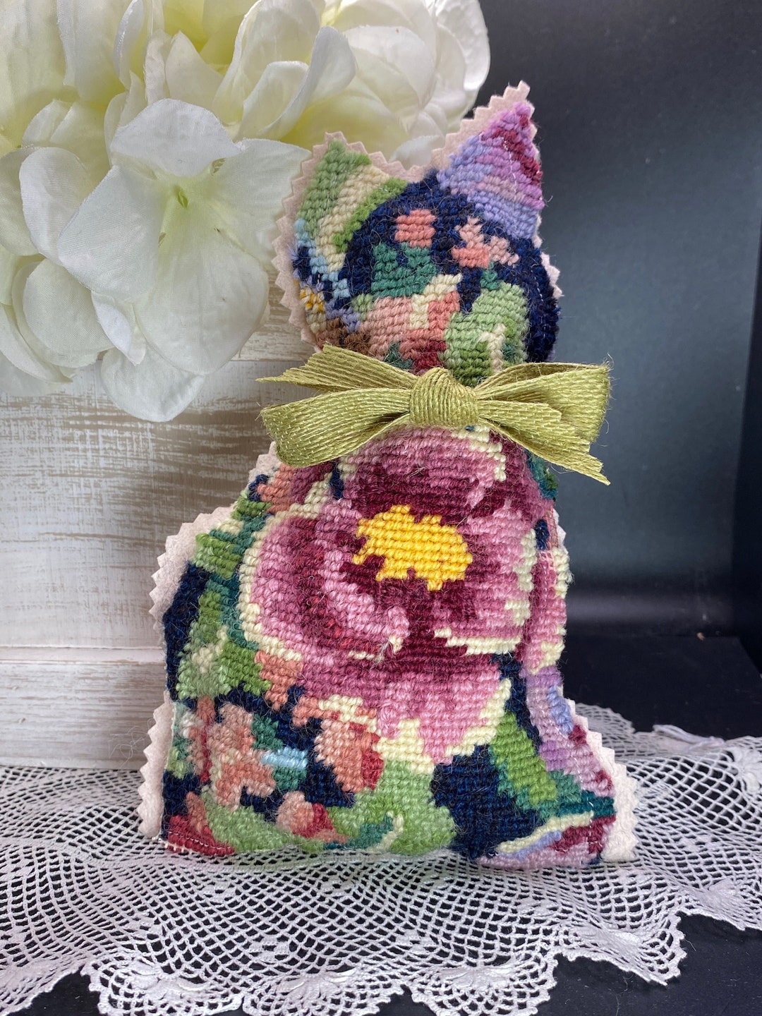 Needlepoint Cat Pillow Farmhouse Table Basket Bowl Filler Etsy