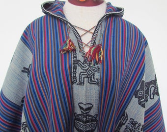 Shaman Hooded Poncho / Peruanischer Traditioneller Poncho aus Wolle / Anden berg Aguayo Poncho