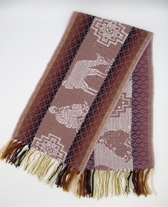 【関税&送料込】Weekend Camel Alpaca Blend Esendra Scarf Alpaca Blend Unisex Scarf With Llama and Chakana Design