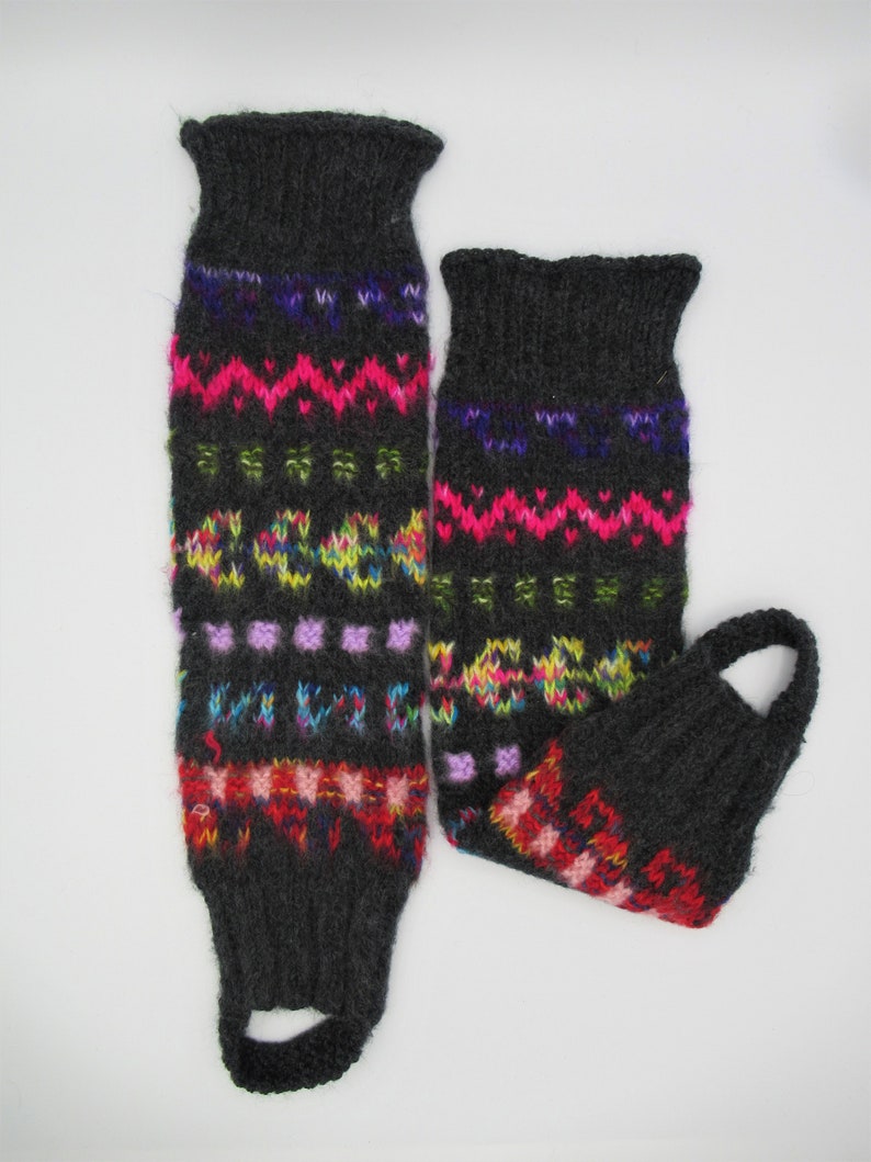 Alpaca Blend Leg Warmers Hand knitted/Peruvian Leg Warmer Multicolor/Polainas from Peru Gray with purple