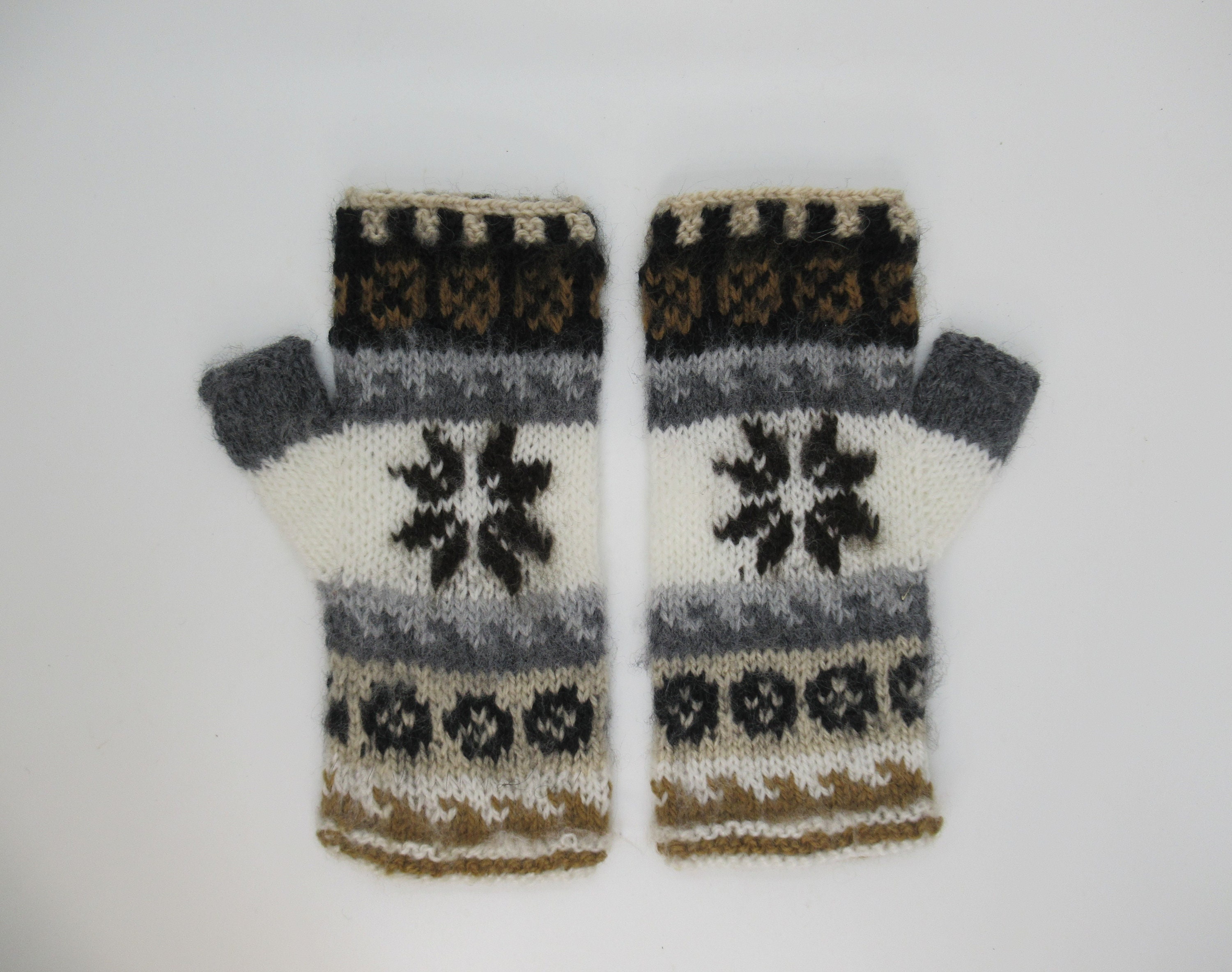 full knit gloves Hand Knit ECO Soft Undyed 100% WOOL Full Gloves in Gun Metal Gray Black Night Latte Accessoires Handschoenen & wanten Winterhandschoenen 