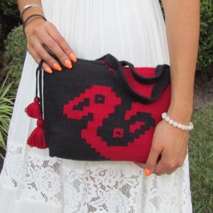 Handmade Alpaca Wool Purse with natural dyes/Artisan crafted alpaca purse from Peru/Cartera de Lana de Alpaca