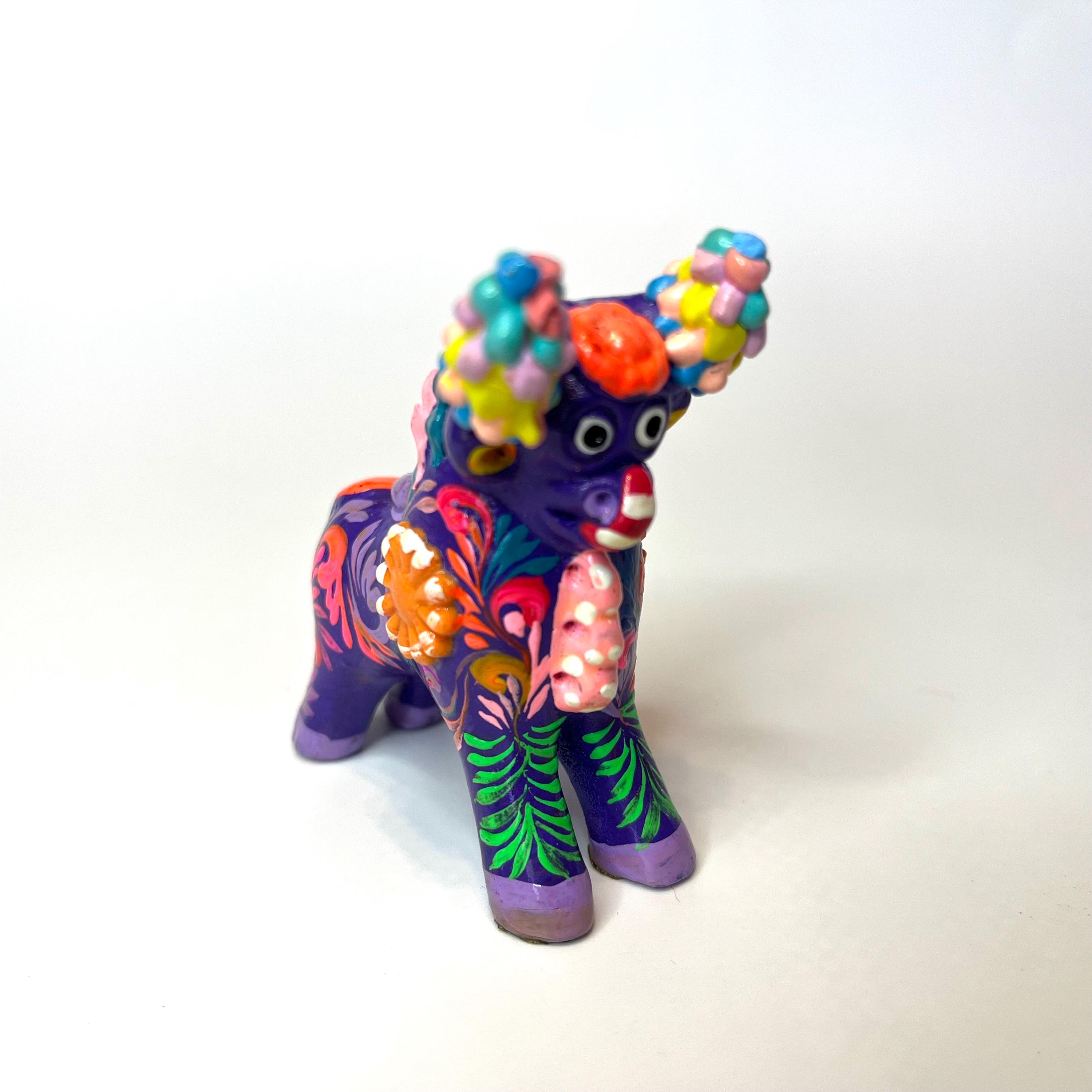 ペルーの幸運のお守り、プカラの雄牛 - Etsy 日本