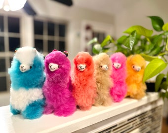 6,5" alpaca knuffel handgemaakt met alpacabont. Peruaanse alpaca knuffel