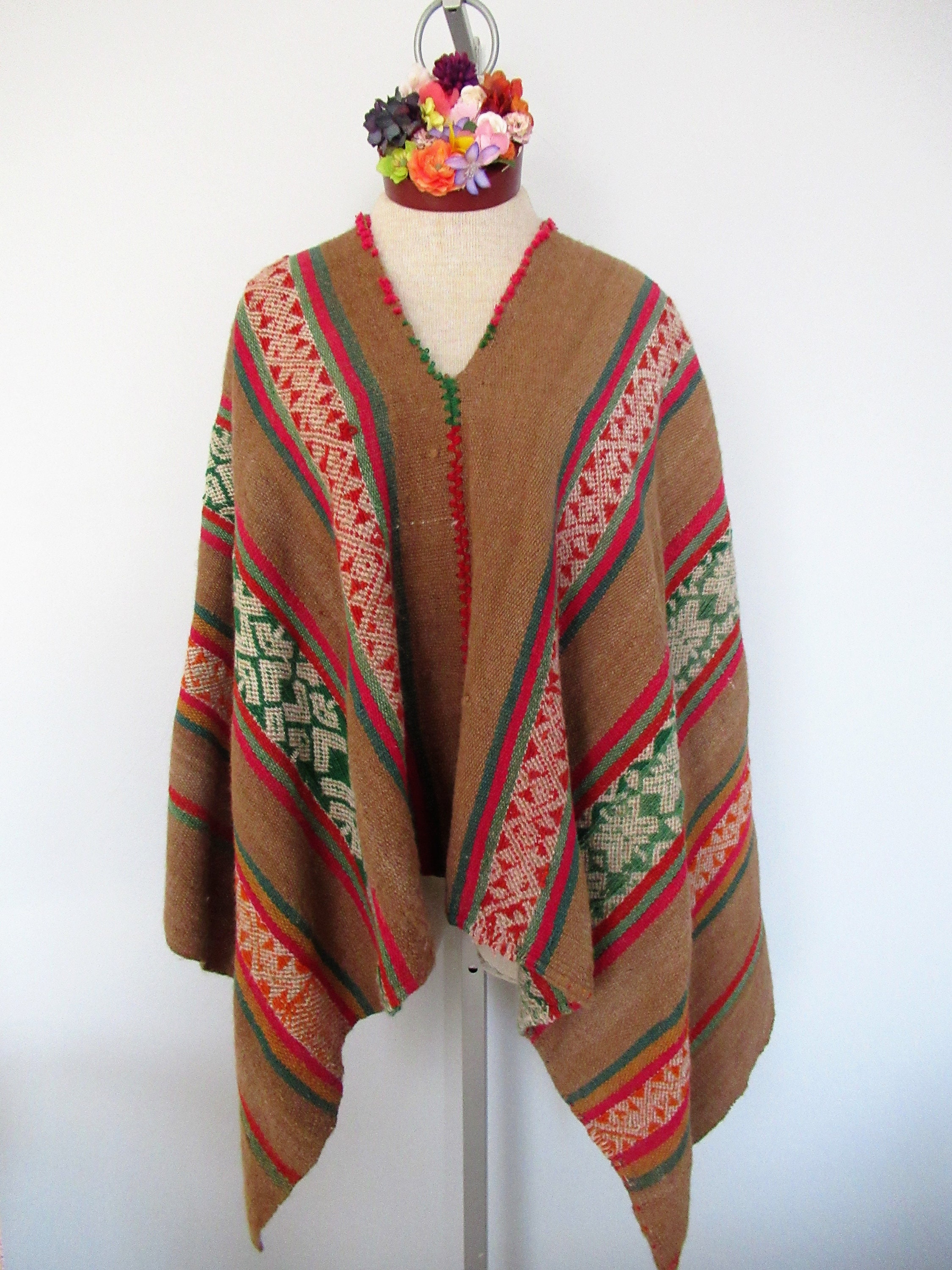 Vintage Peruvian Traditional 100% Alpaca Poncho/ Andean