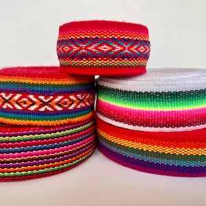 3 cm breites Band. Ethnisches Band gewebtes Zierband 3,8 cm