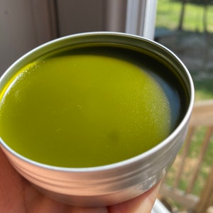 Organic comfrey hand salve