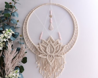 Rose quartz macrame lotus wall hanging, quartz pendant & rose quartz beads. Modern macrame unbleached cotton, Artisan made in Australia