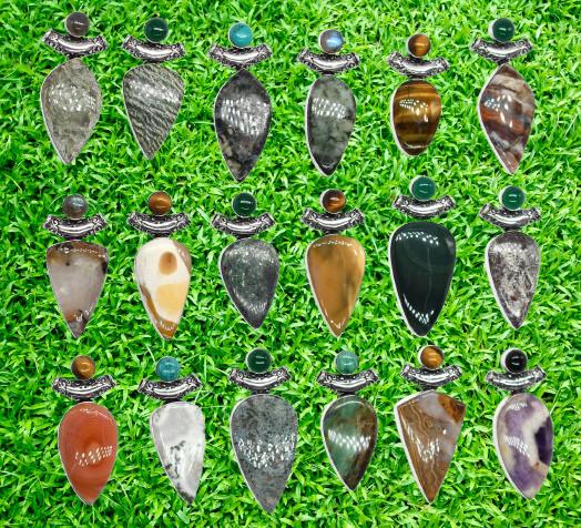 Lot De Bagues En Gros Plaqué Argent 925 - Pierres Précieuses (Charoite, Etc.), Fait Main En Inde