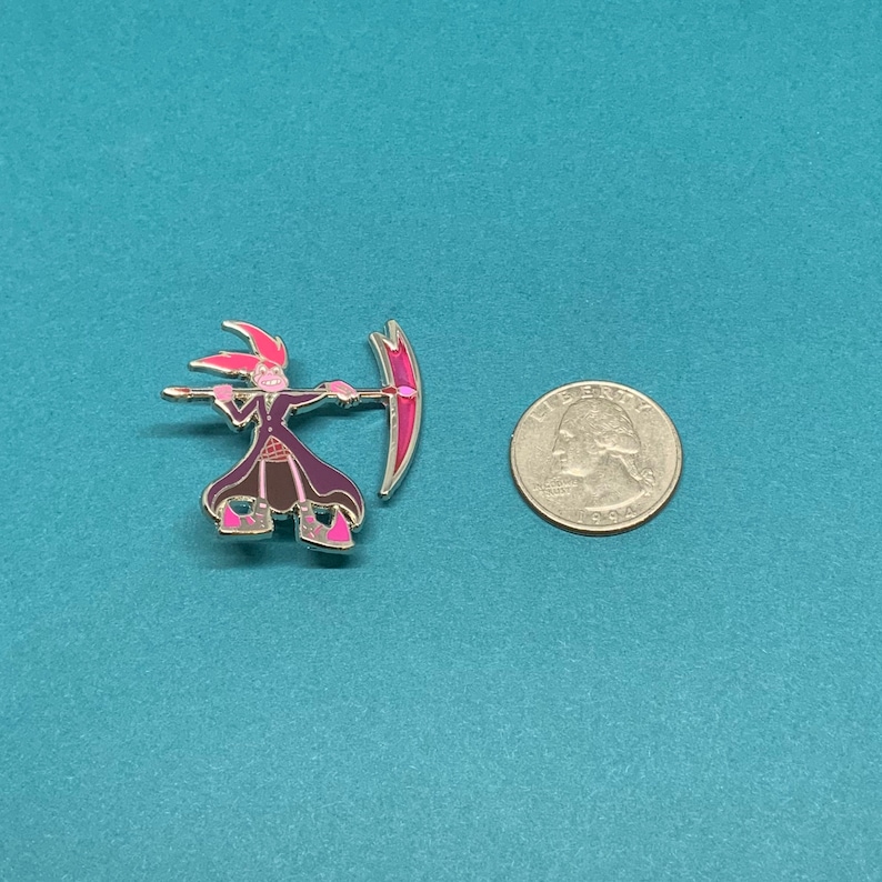 Spinel Albarn Pin